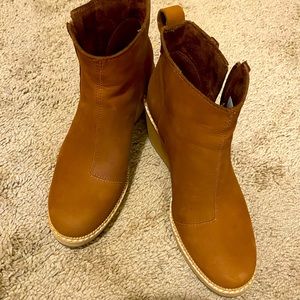Like New TOMS booties